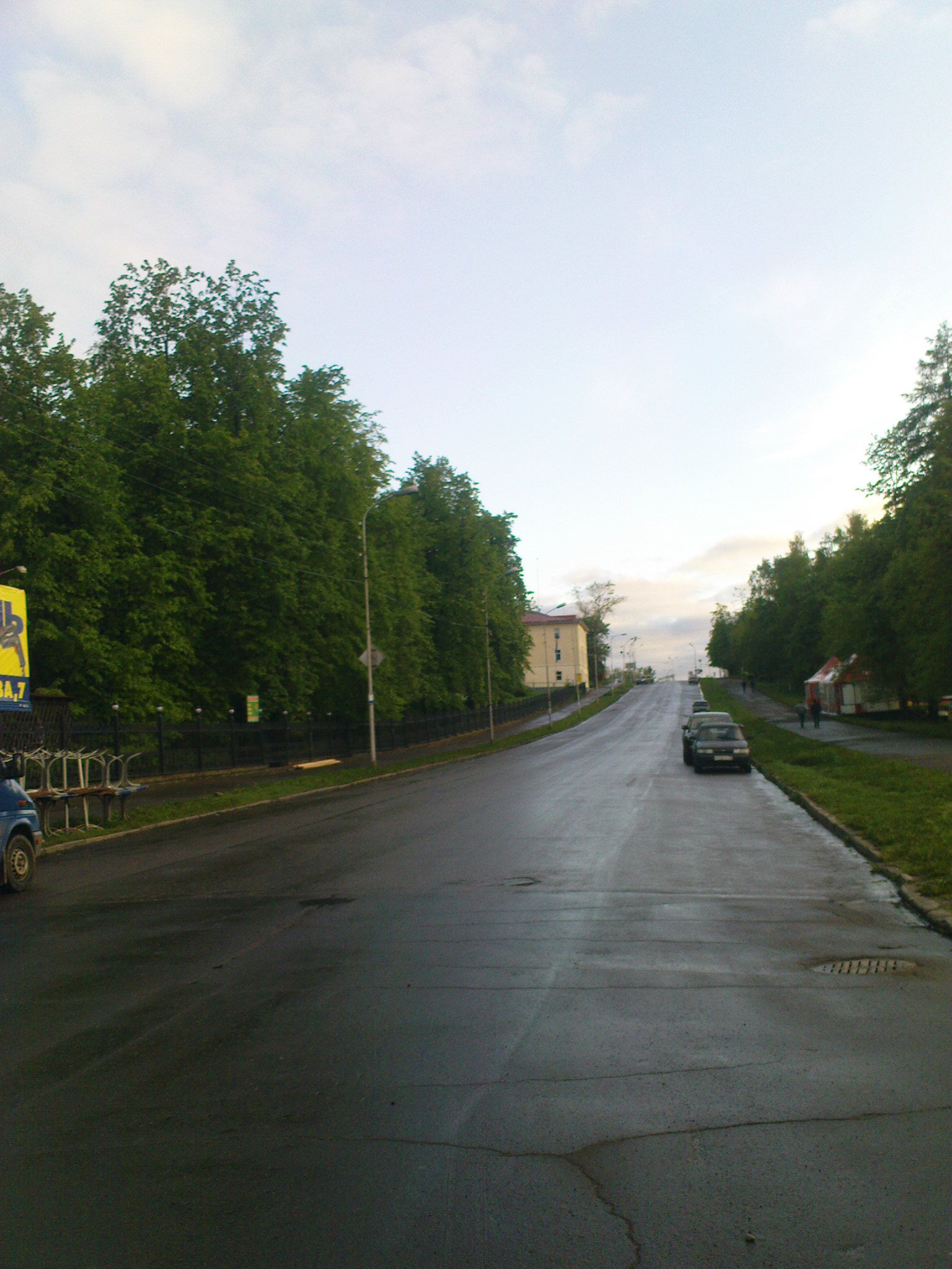 Проспект Карла Маркса со стороны набережной. Петрозаводск. Июнь 2010 года. Фото: А.Хохлов